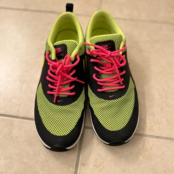 Nike Air Max Thea Pink Yellow US Size 7Y - Picture 3 of 6
